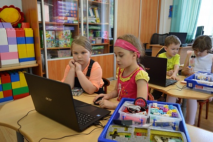 Робототехника с «Сибагро»: компания оснастила томский детский сад компьютерами 